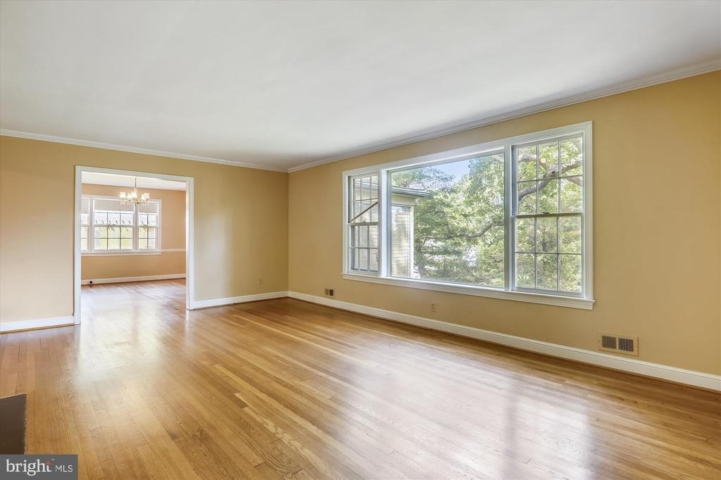 3303 Winnett Road - Photo 17