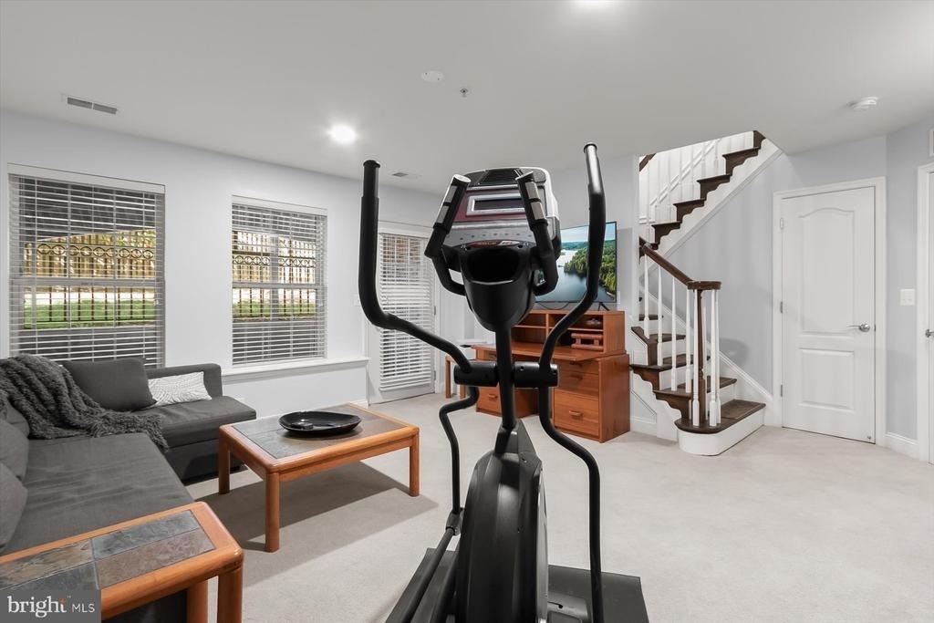 7207 Phelps Hill Court - Photo 38