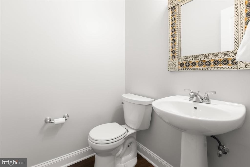 7207 Phelps Hill Court - Photo 19