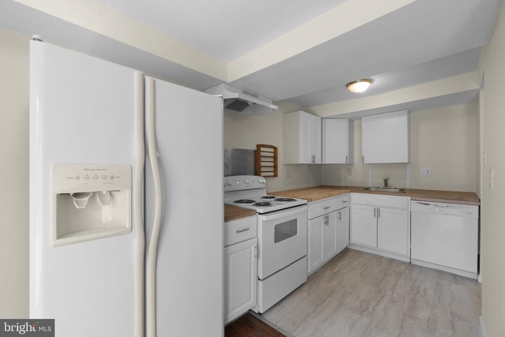 10289 Daystar Court - Photo 5
