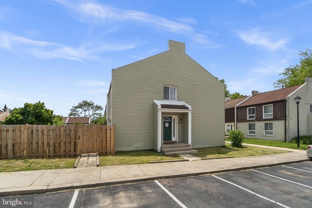 10289 Daystar Court - Photo 1