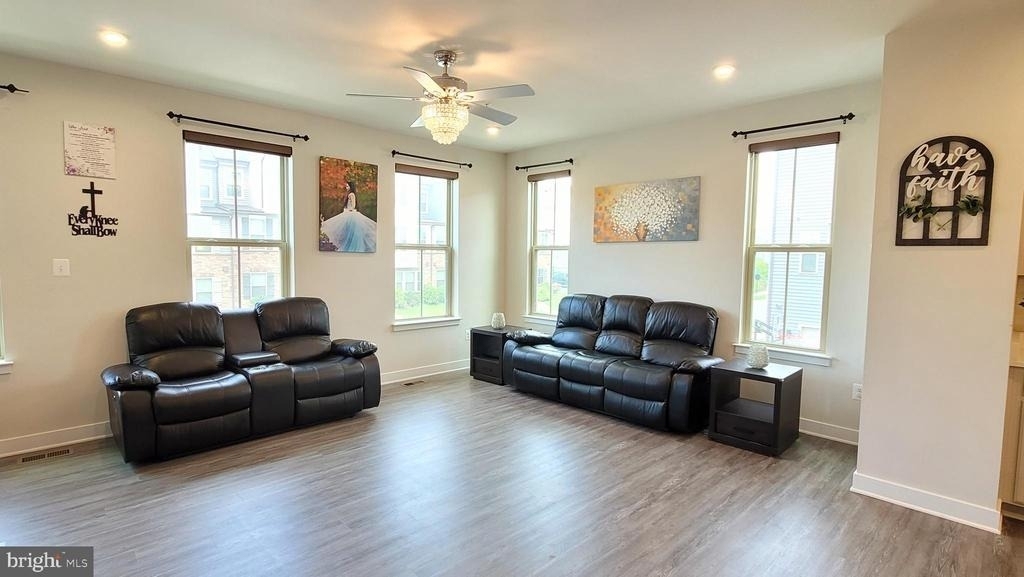 8667 Shady Pines Drive - Photo 5