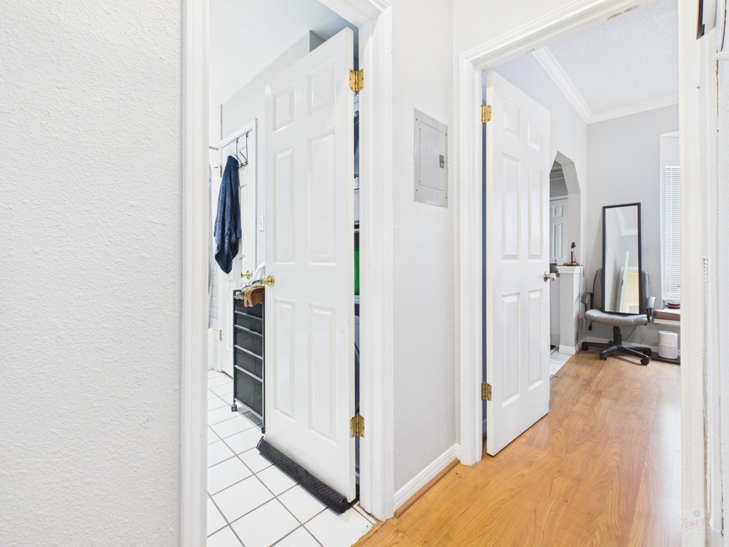3111 Tom Green St - Photo 6
