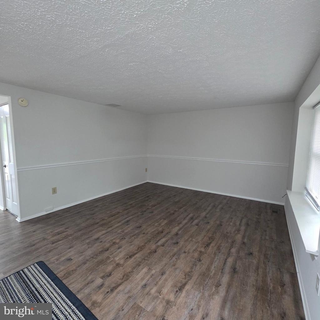 1758 Springfield Lane - Photo 3