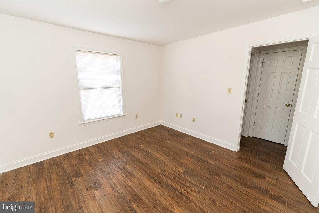 804 Travers Street - Photo 24