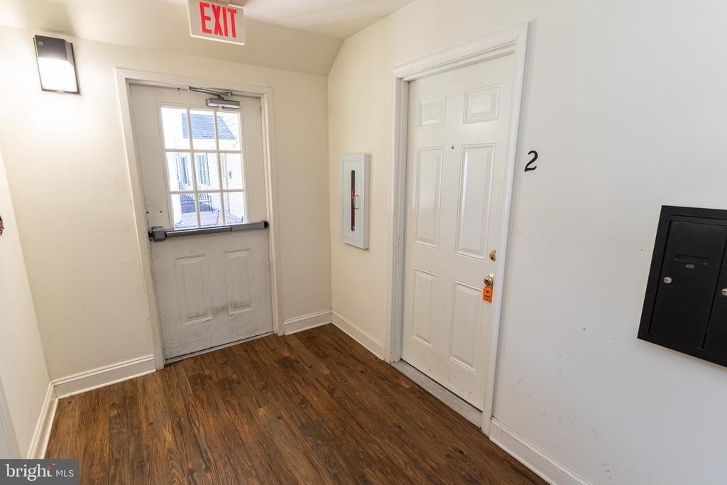 804 Travers Street - Photo 1
