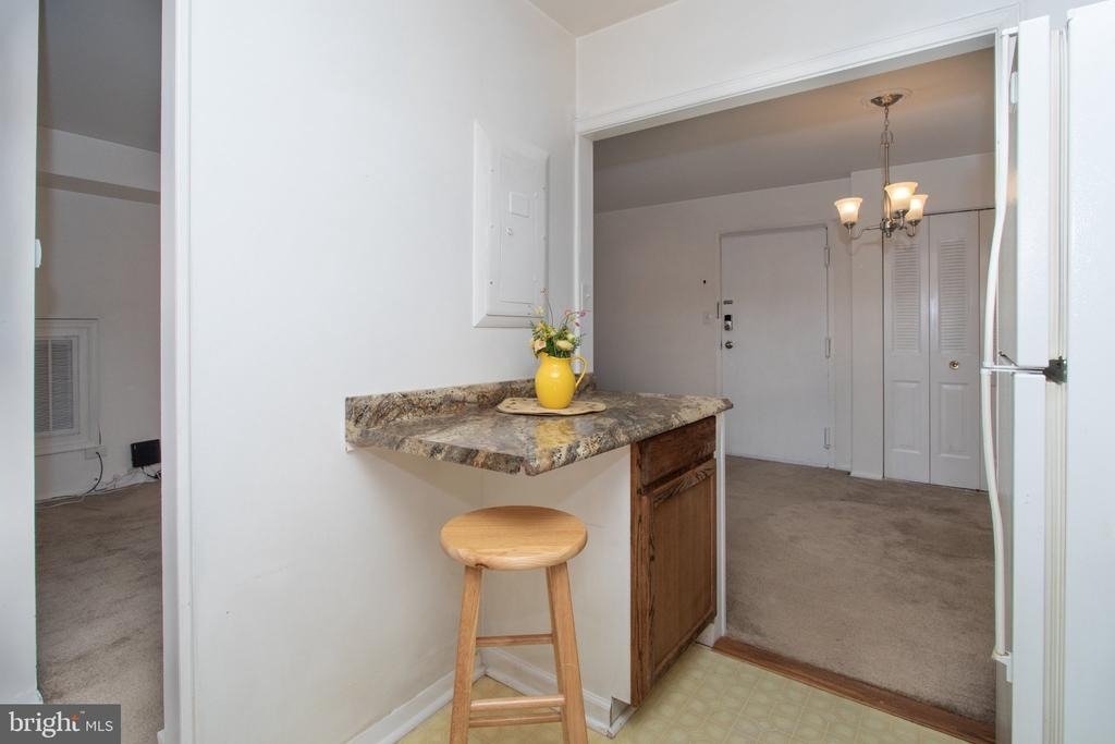 327 Saint Marys Avenue - Photo 16
