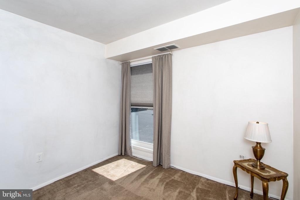 327 Saint Marys Avenue - Photo 26