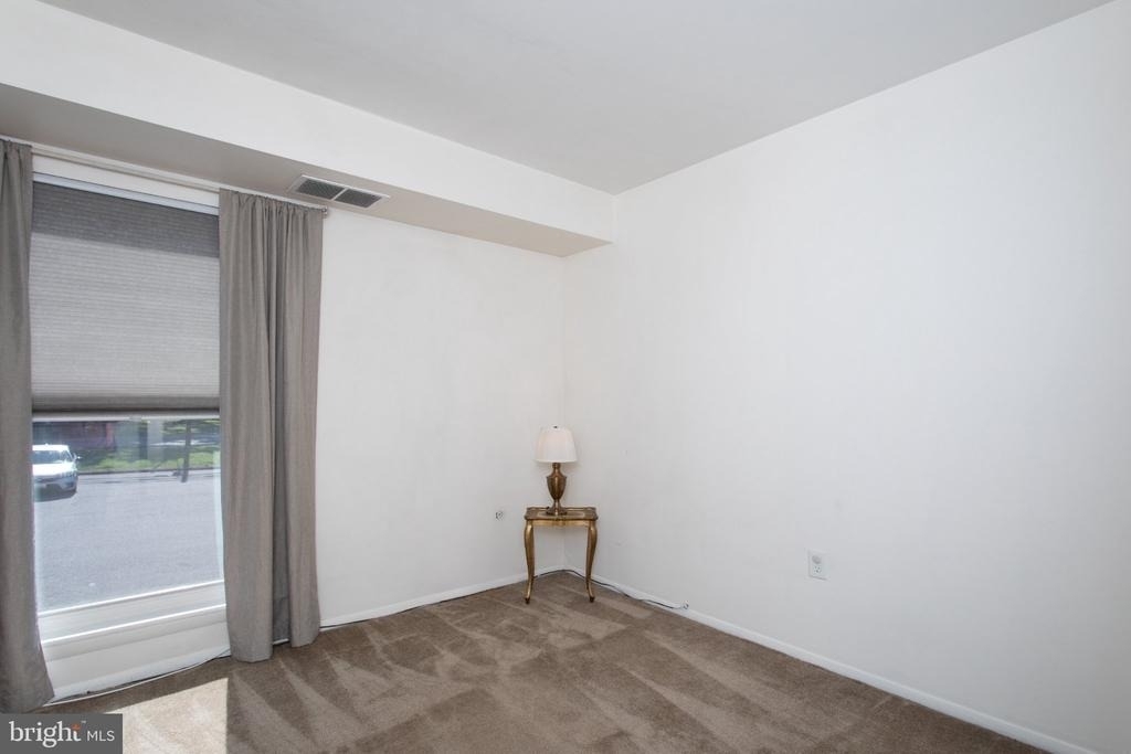 327 Saint Marys Avenue - Photo 31