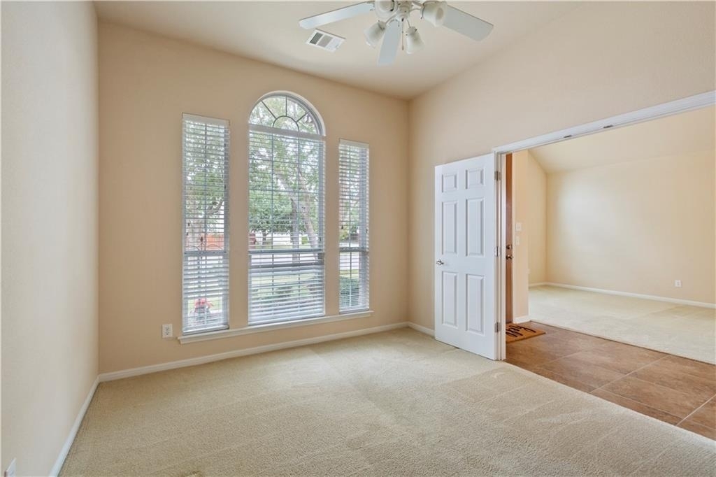2405 Speidel Dr - Photo 25