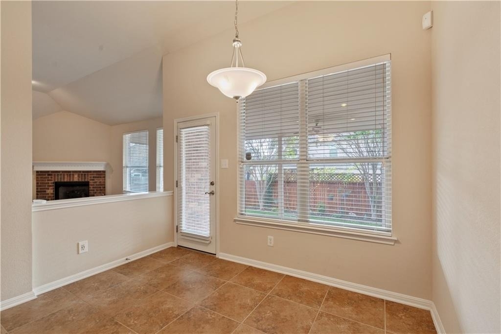 2405 Speidel Dr - Photo 22