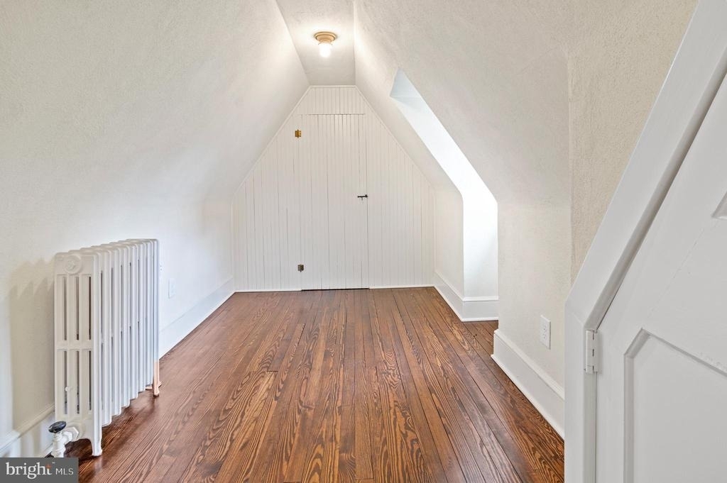 7704 Crossland Road - Photo 45
