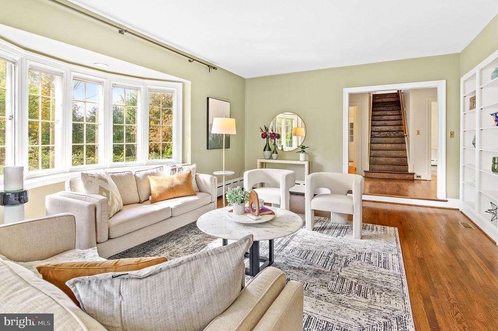 7704 Crossland Road - Photo 5