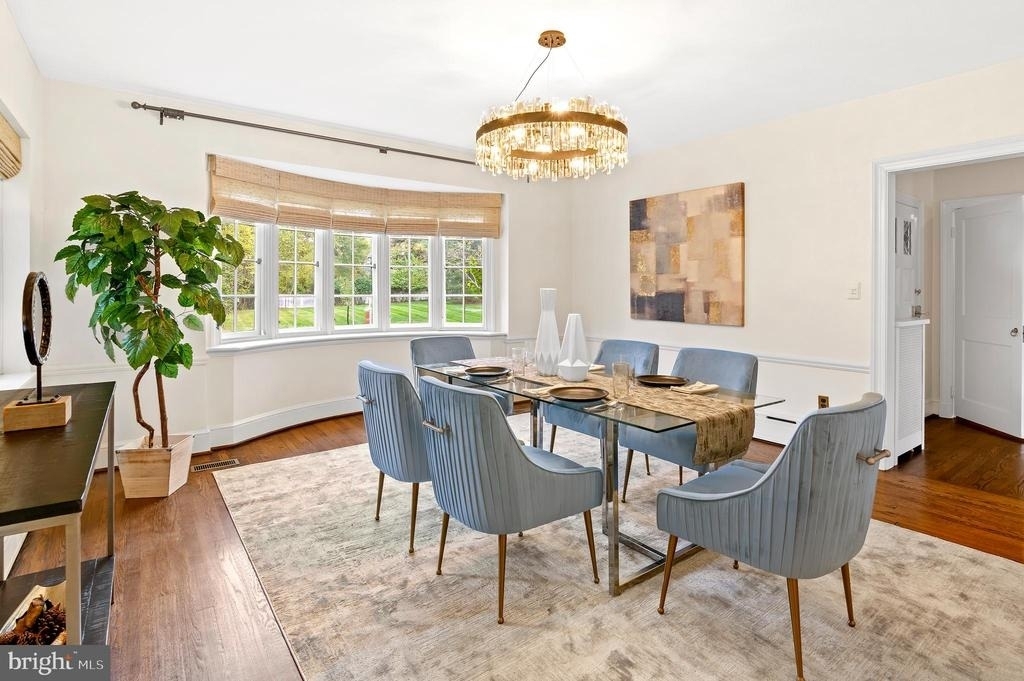 7704 Crossland Road - Photo 14