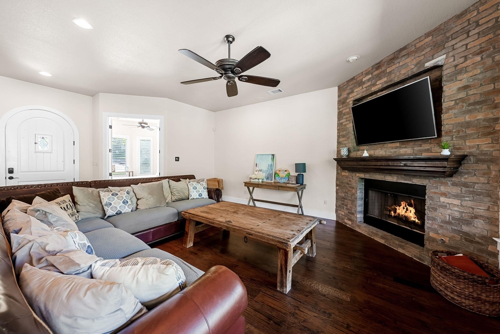 3304 Blue Jay Ln - Photo 13