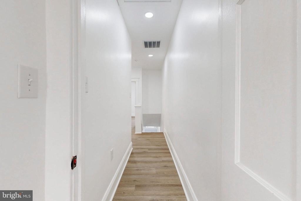 2320 W Lexington Street - Photo 21