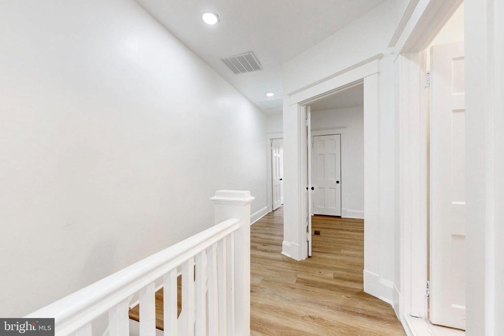 2320 W Lexington Street - Photo 14