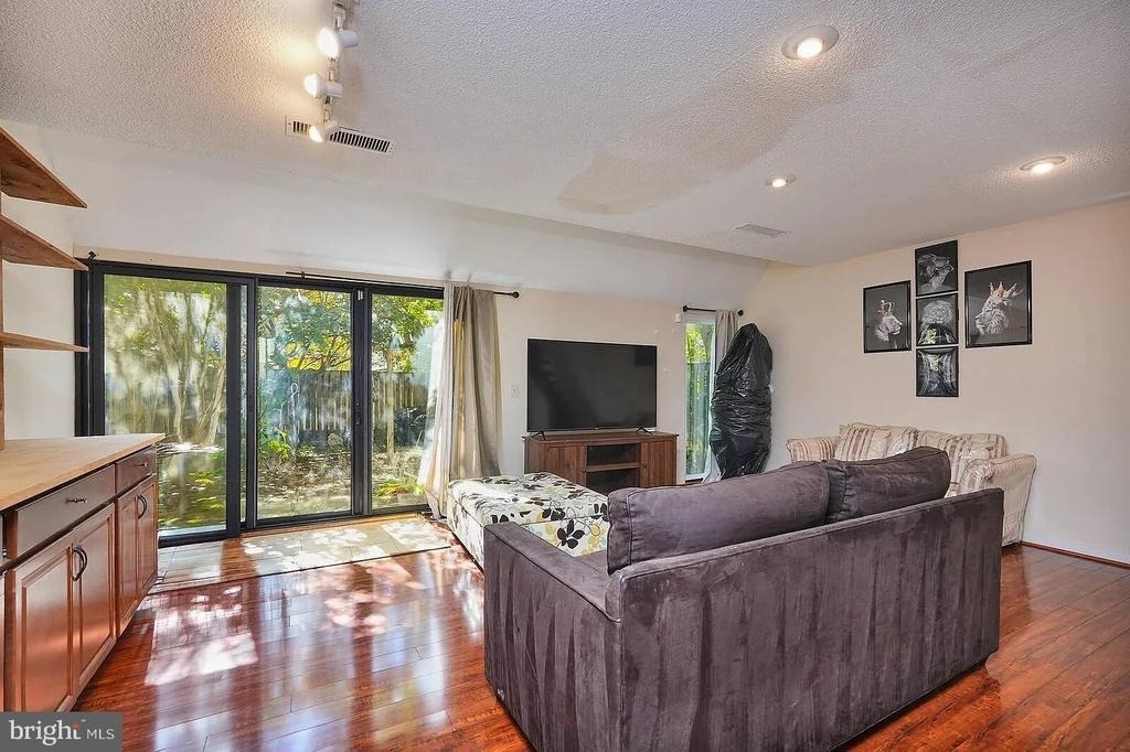 2311 Pennyroyal Terrace - Photo 16
