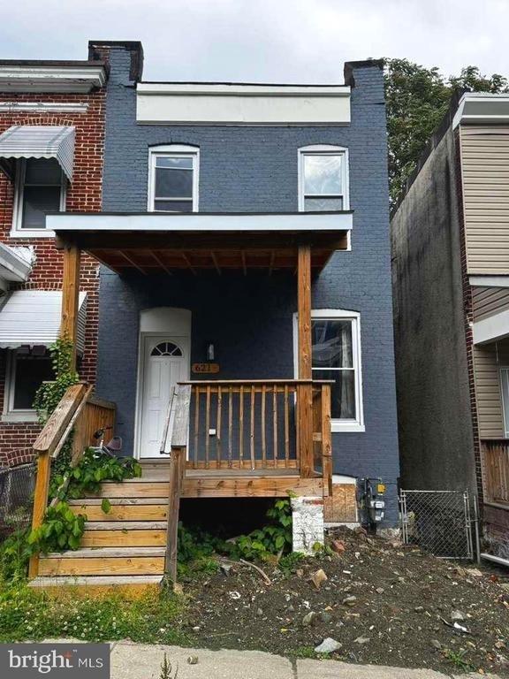 621 Denison Street - Photo 0