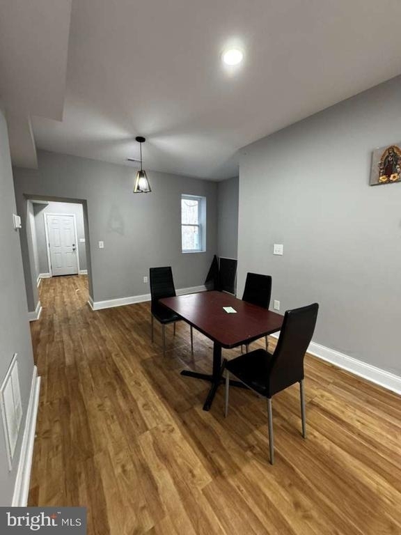 621 Denison Street - Photo 2