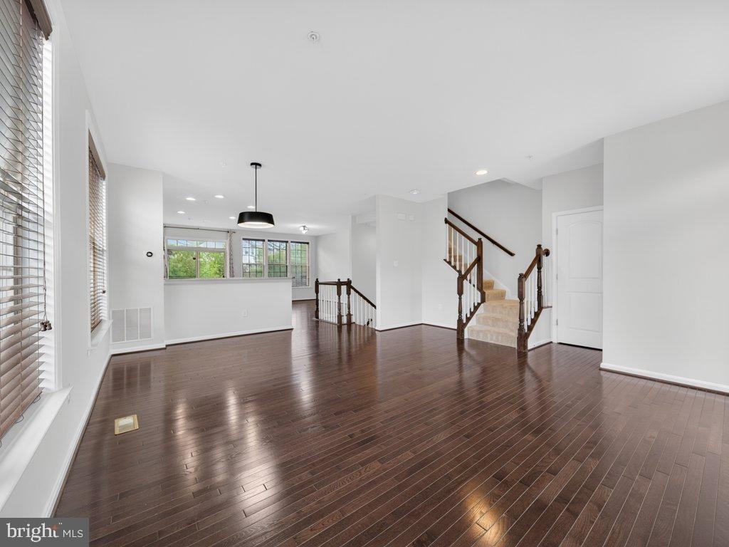 1169 Carinoso Circle - Photo 6