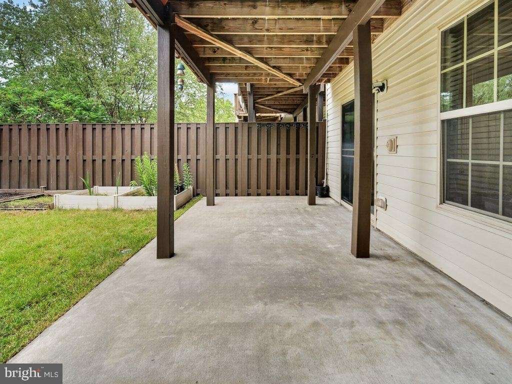 1169 Carinoso Circle - Photo 46