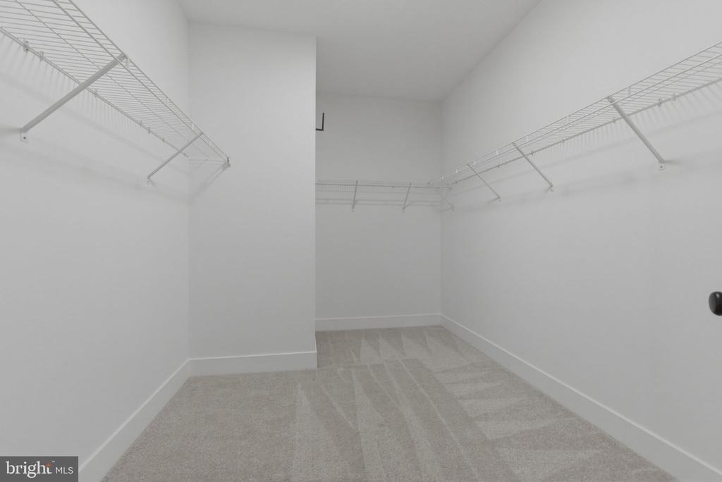 916 Waterview Drive - Photo 19