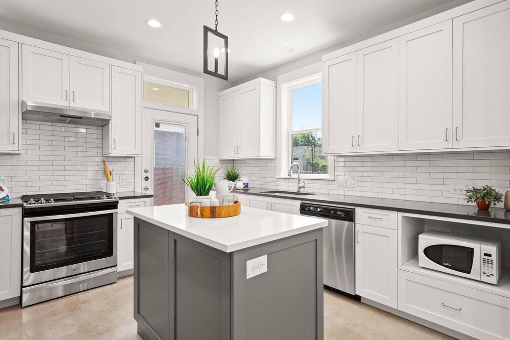 1809 Chestnut - Photo 6