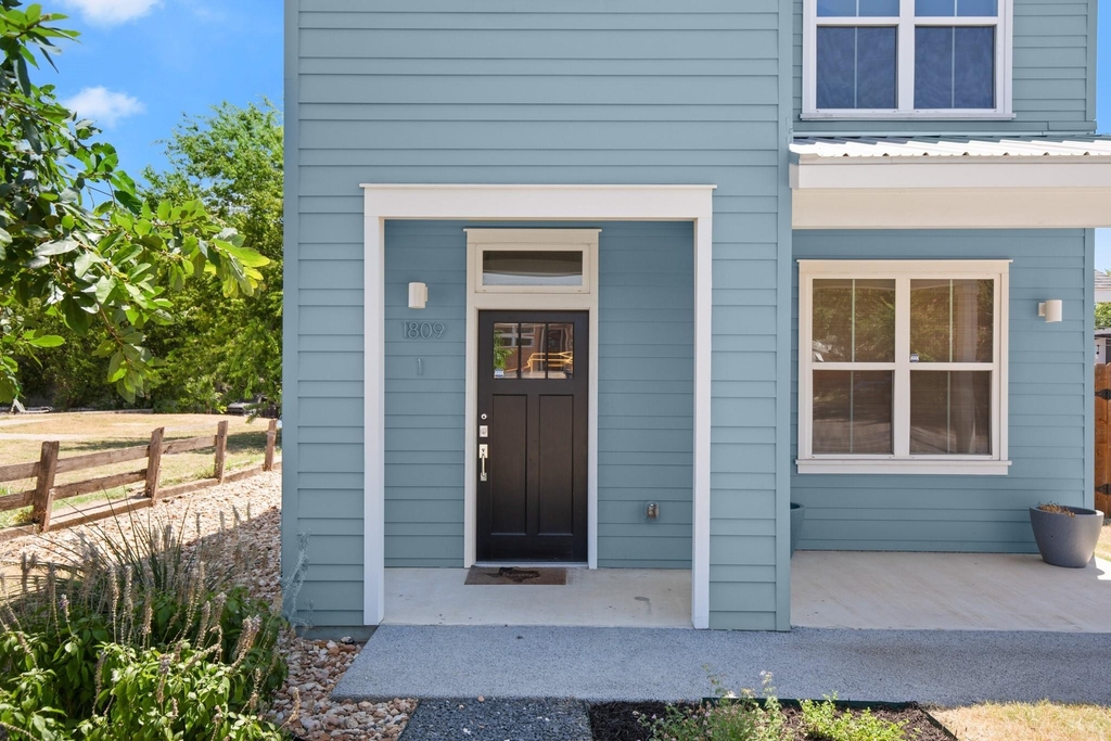 1809 Chestnut - Photo 27