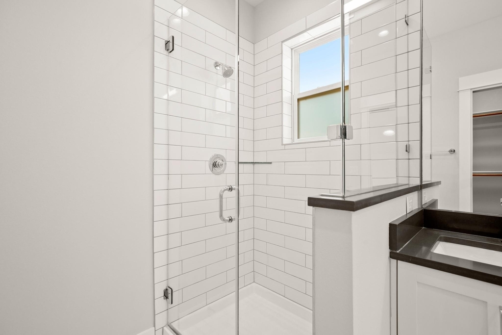 1809 Chestnut - Photo 18