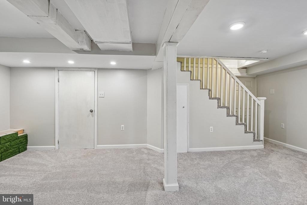 105 Dinsmore Avenue - Photo 31