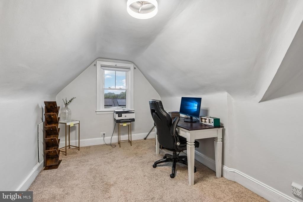 105 Dinsmore Avenue - Photo 16