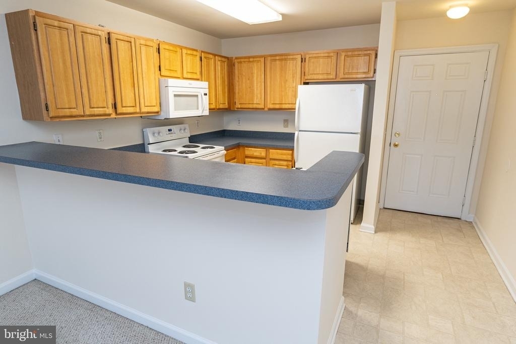 3500 Sanibel Circle - Photo 17