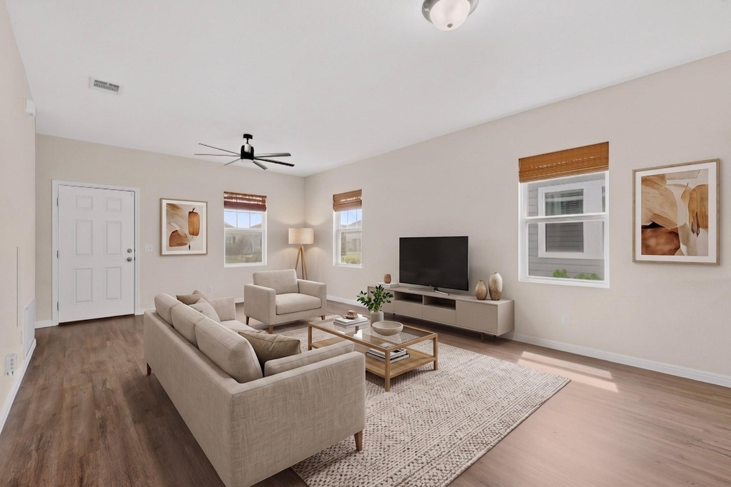 12713 Robert Taft St - Photo 5