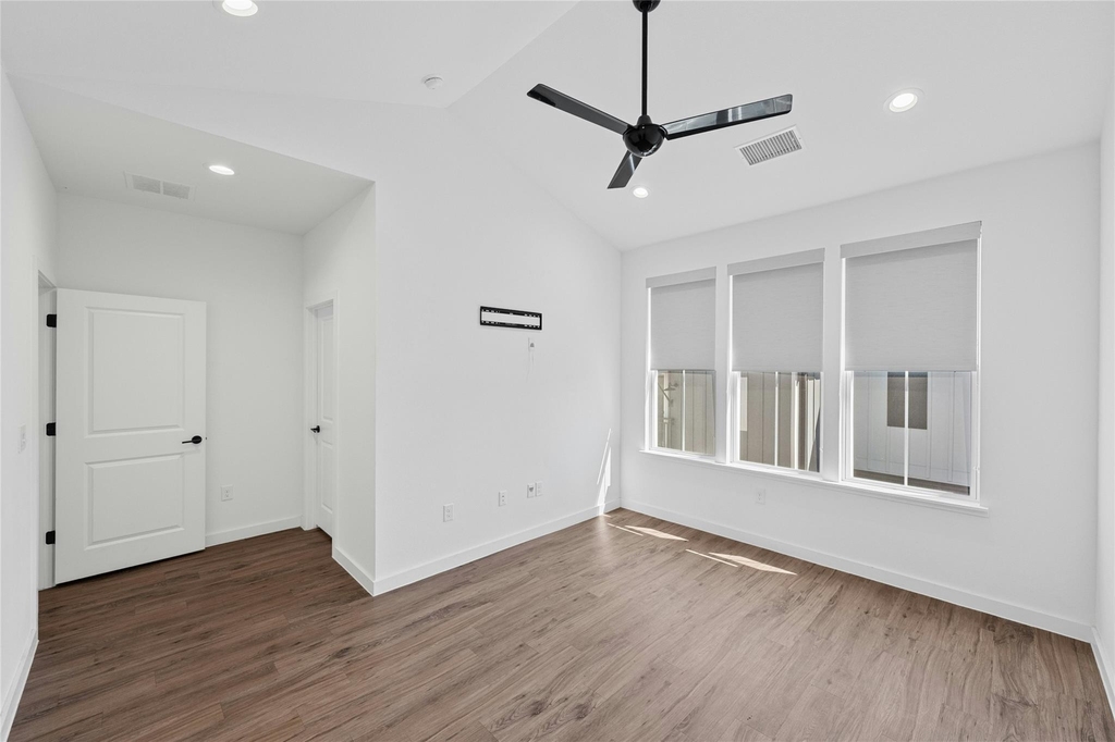 3809 Valley View Rd - Photo 13