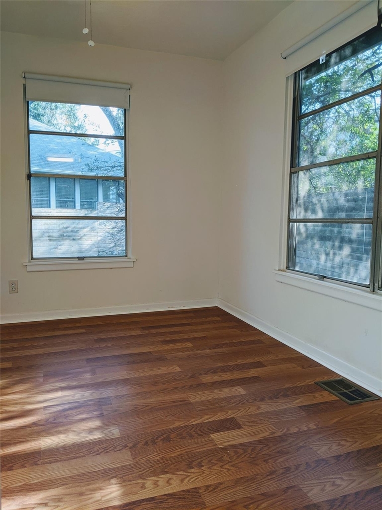 2709 S 2nd St - Photo 20