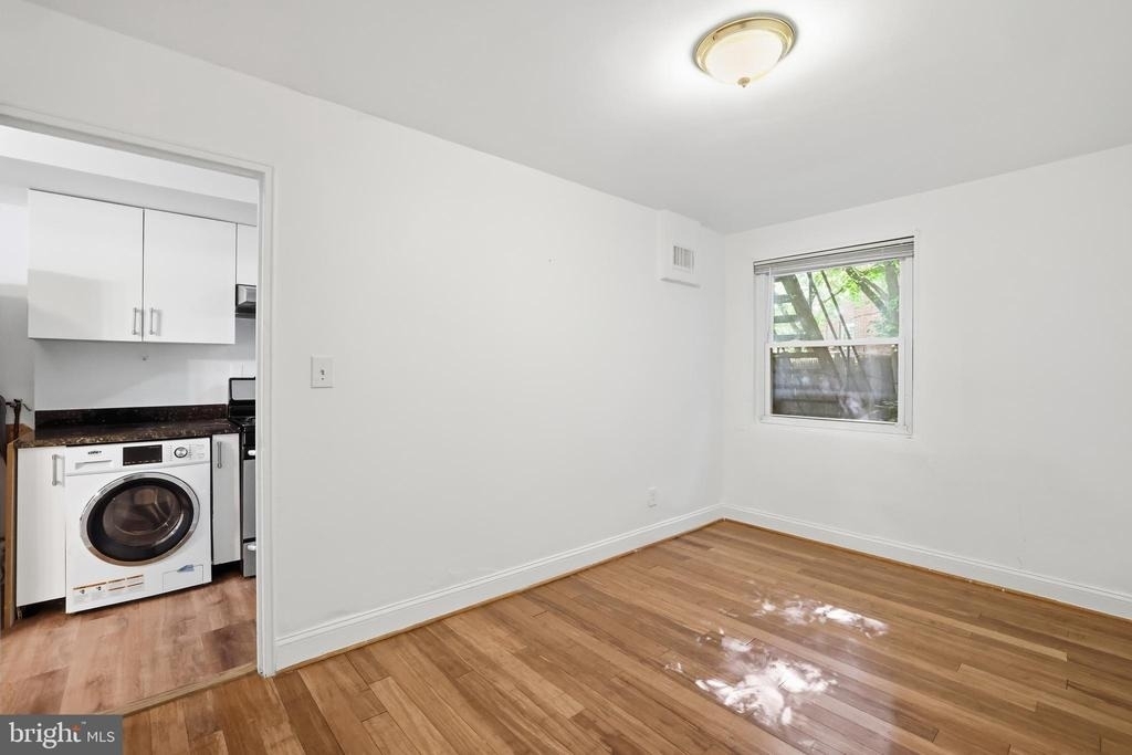 1701 Montello Avenue Ne - Photo 13
