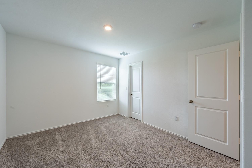 10217 Prague Ct - Photo 21