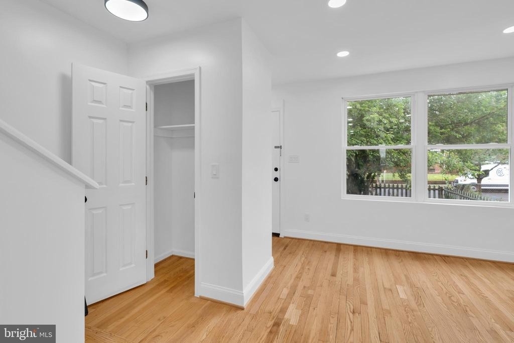 518 Oglethorpe Street Ne - Photo 35