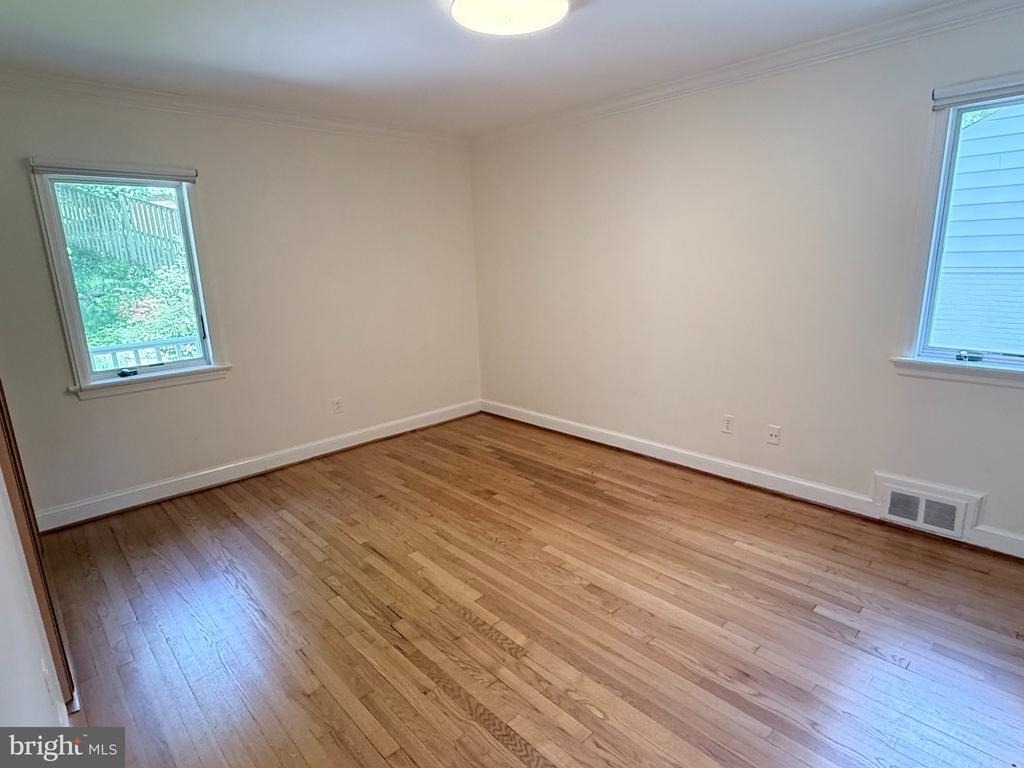 5021 Cathedral Avenue Nw - Photo 6