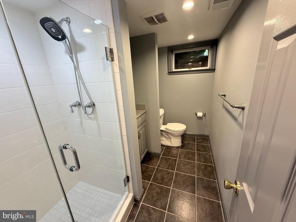 5021 Cathedral Avenue Nw - Photo 1