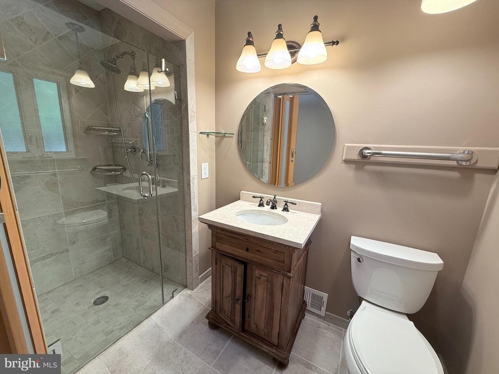 5021 Cathedral Avenue Nw - Photo 5