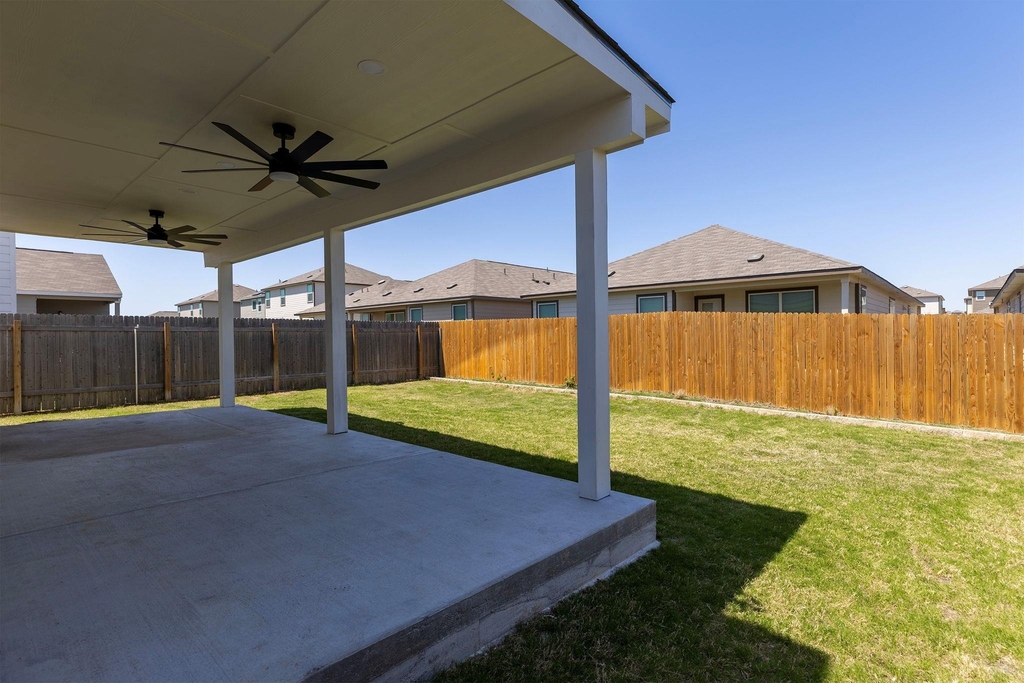 409 Line Of Fire Way - Photo 27
