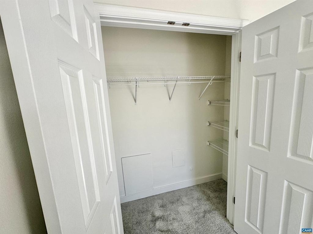845 Fountain Ct - Photo 10