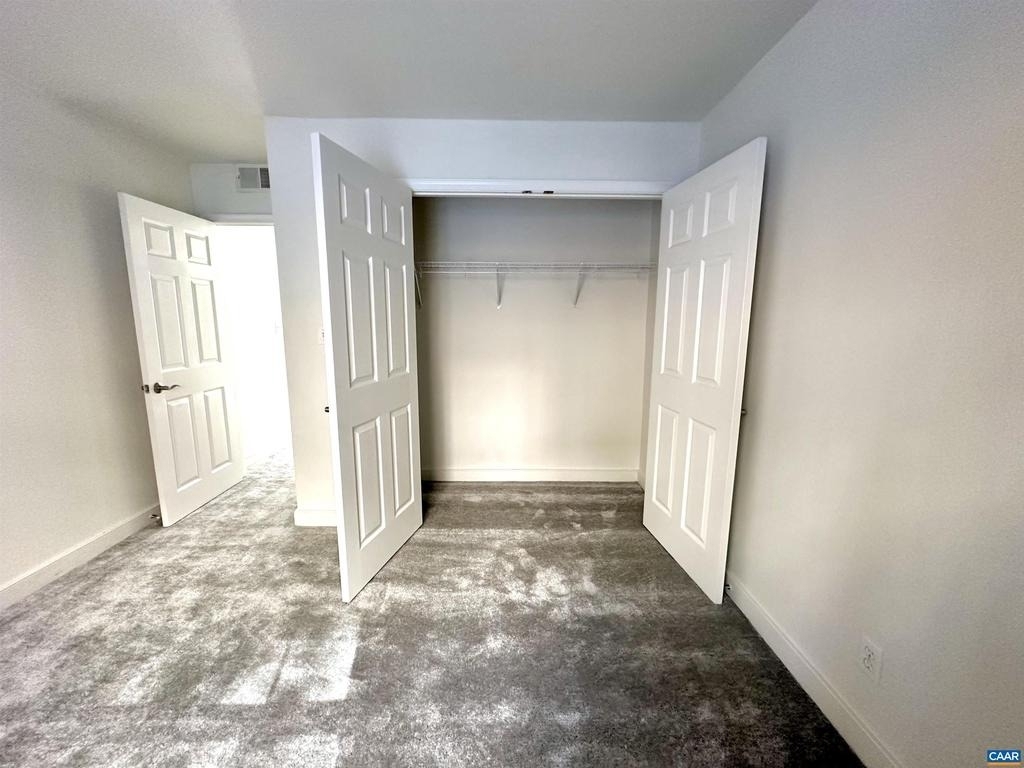 875 Fountain Ct - Photo 14