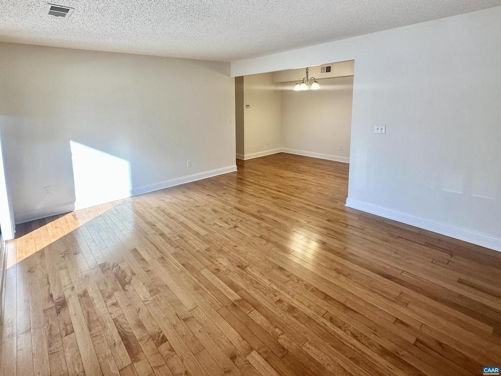 114 Turtle Creek Rd - Photo 3