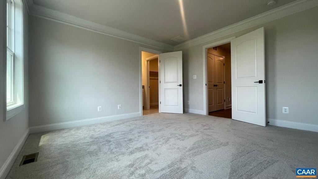 4006 Varick St - Photo 18
