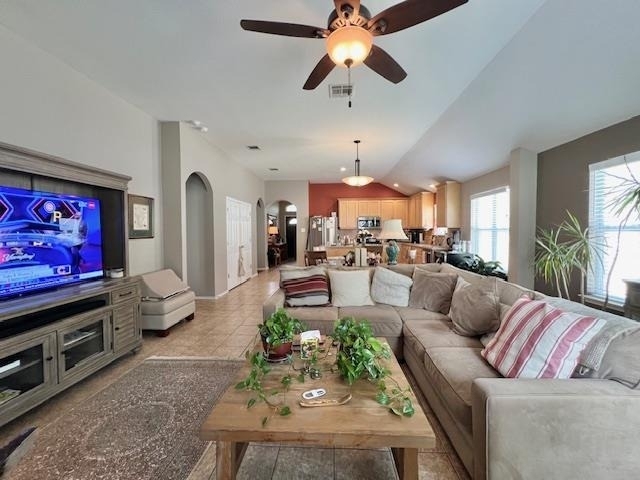 10717 Casitas Dr - Photo 3