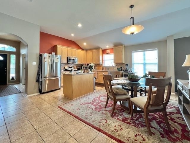 10717 Casitas Dr - Photo 4