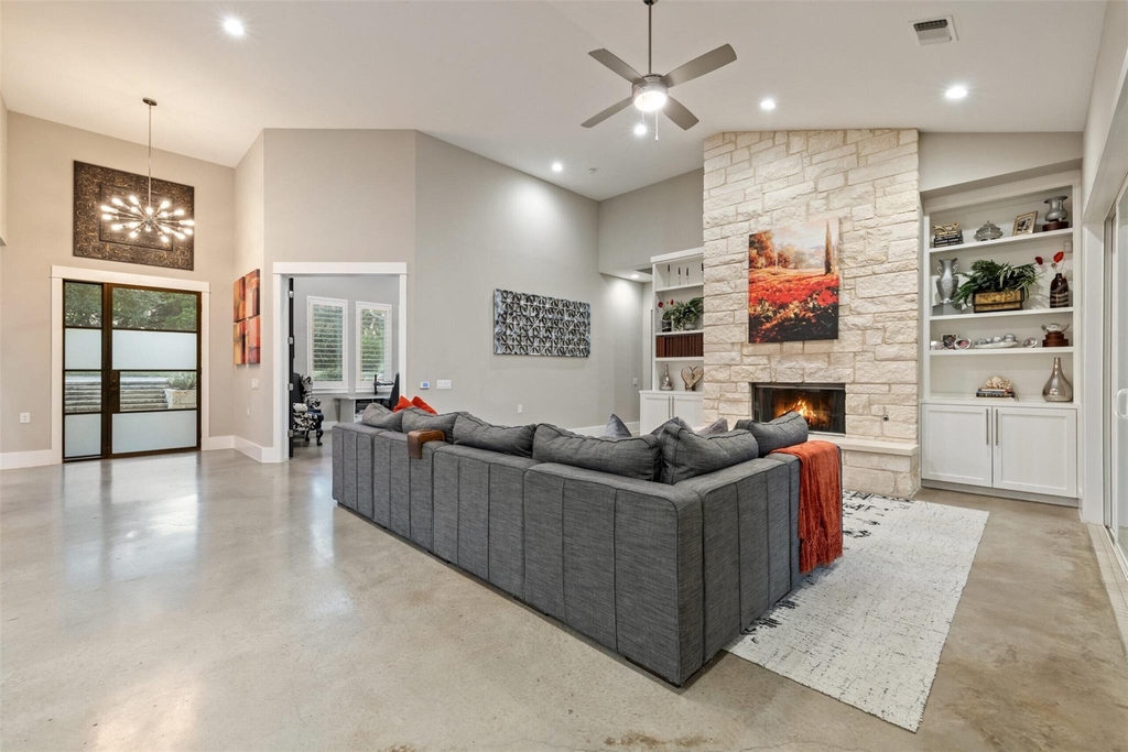 3801 Peak Lookout Dr - Photo 4